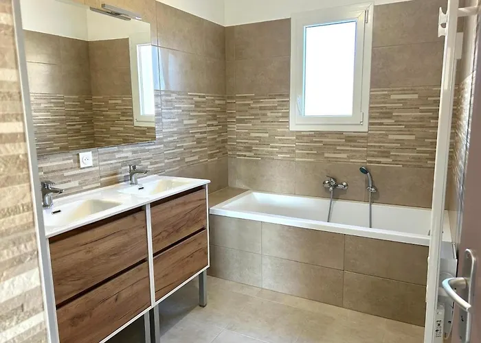 Maison Avec Belle Vue Au Calme Lias