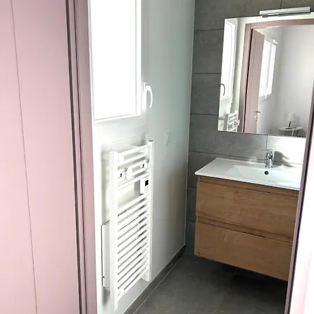 Maison Avec Belle Vue Au Calme *