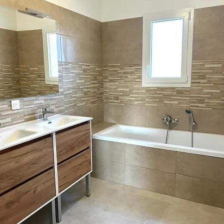 Maison Avec Belle Vue Au Calme Lias