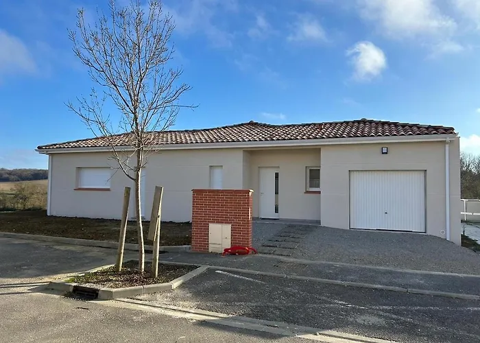 Maison Avec Belle Vue Au Calme بيت للعطل Lias